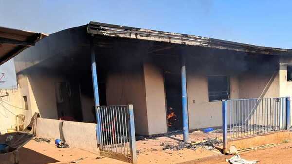 Una casa fue completamente consumida por un incendio