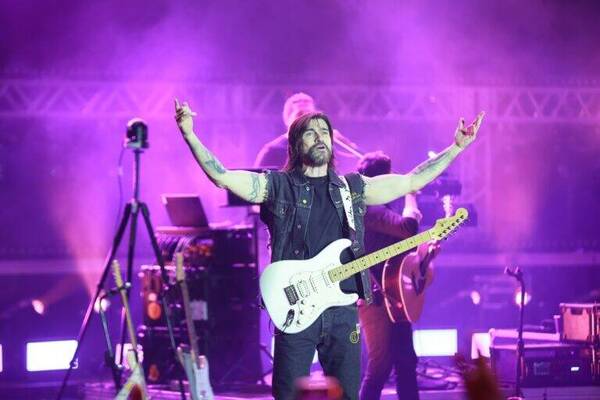 [VIDEO] ¡Qué emoción! Juanes hizo explotar el anfiteatro cantando "Recuerdos de Ypacaraí"