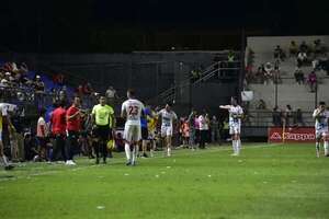 Nacional vs. Libertad: Remontada para quedar a un punto del líder - Fútbol - ABC Color