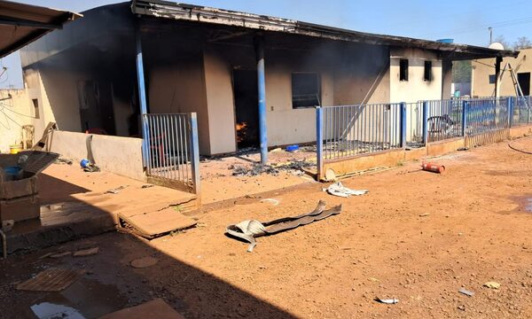 Incendio consume vivienda en Tavapy