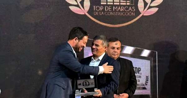 La Nación / Premian a Cecon como la marca número 1 de cemento en Paraguay