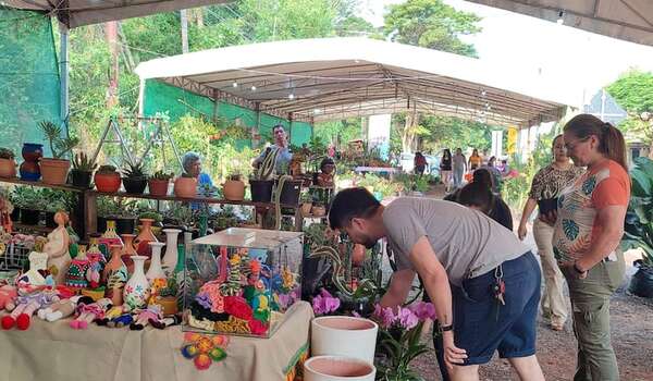 Feria Yvoty Rape se despide hoy con ofertas de lo mejor de la floricultura - Interior - ABC Color