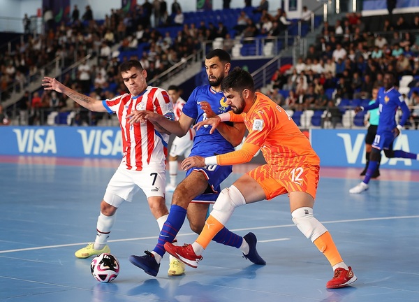 La Albirroja no pudo ante Francia y quedó fuera del Mundial de Fustal - trece
