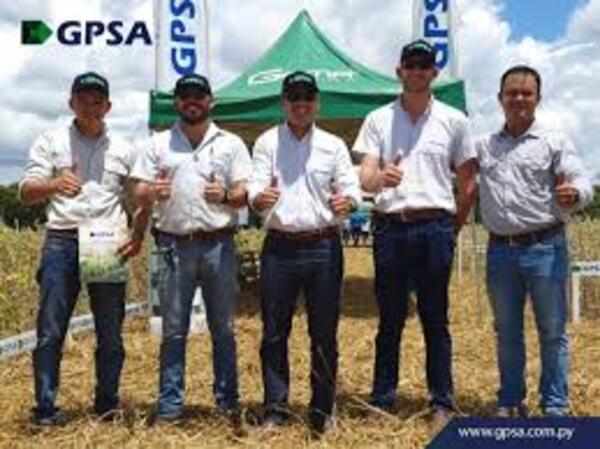 Histórico acuerdo público-privado, para producir arroz en tierras del Ministerio de Defensa