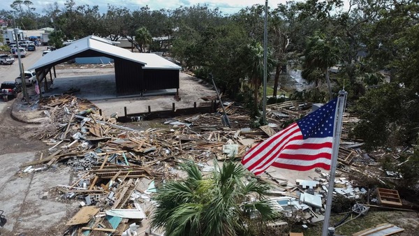 Ascendió a 93 la cifra de muertos en Estados Unidos tras el paso del huracán Helene - Unicanal