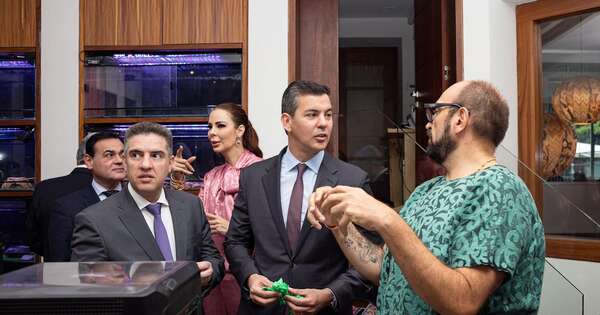 La Nación / Peña despliega una cargada agenda de reuniones con empresarios mexicanos