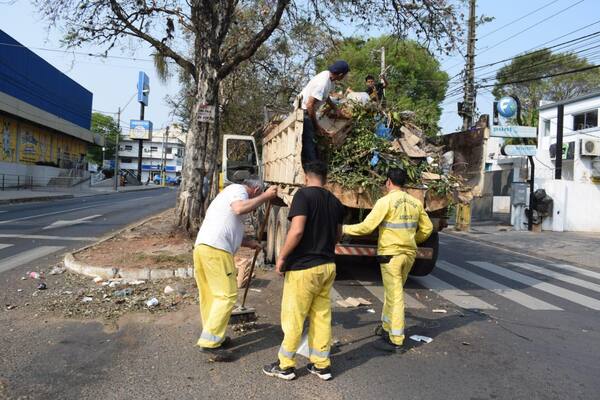 Municipalidad de Asunción intensifica tareas de limpieza - ADN Digital
