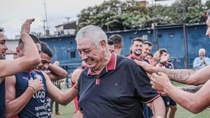 Cerro Porteño anuncia a Carlos Jara Saguier como su nuevo entrenador