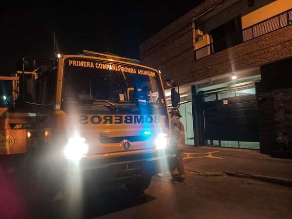 Incendio controlado en vivienda del barrio San Pablo - Policiales - ABC Color