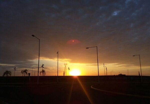 Meteorología: persiste el calor intenso y regresan las lluvias a Paraguay - Noticiero Paraguay