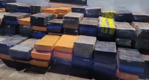 SENAD incautó 1,7 toneladas de Marihuana a orillas del lago Itaipú en Alto Paraná