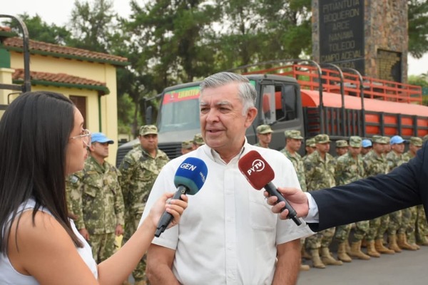 Envían otros 110.000 litros de agua al Chaco ante crisis por sequía - ADN Digital