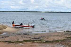 Río Paraná se mantendrá por debajo de 1 metro en zona de Ayolas - Nacionales - ABC Color