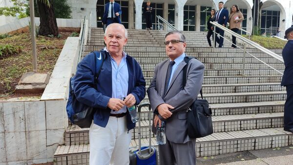 El exministro del interior Walter Bower declaró en el juicio que afronta por presunta tortura - PDS RADIO Y TV