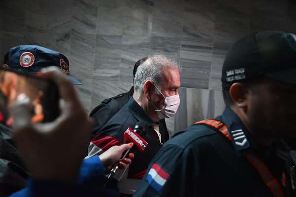 Postergan a 2025 juicio a RGD por supuesta extorsión a empresario - Nacionales - ABC Color