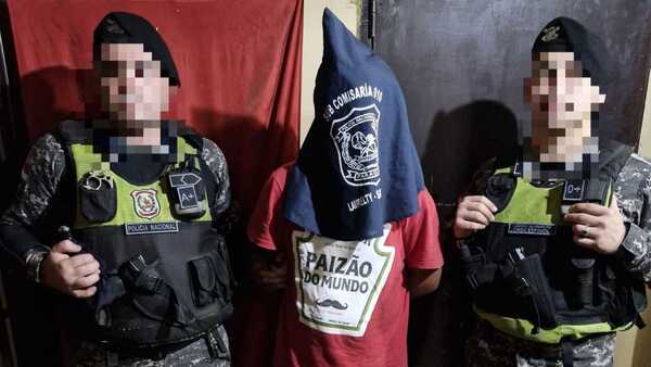 Vecinos redujeron a un depravado que atacó a una mujer en la calle