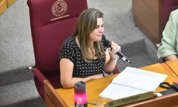 Kattya González solicita por tercera vez celeridad a la Corte en acción contra expulsión del Senado – Prensa 5