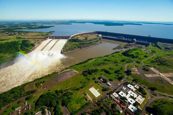 Ministros del G20 debaten en Brasil sobre transición energética  - Mundo - ABC Color
