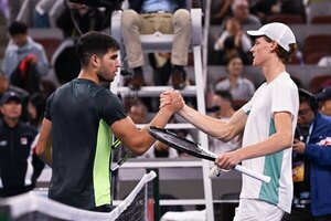 Versus / El nuevo clásico del Tenis: Alcaraz y Sinner definen el título en Pekín