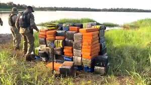 Narcotráfico en la frontera: incautan 1,7 toneladas de marihuana a orillas del lago Itaipú - ABC en el Este - ABC Color