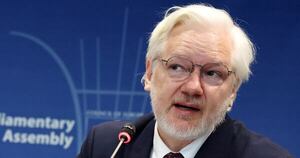 La Nación / Assange: “Me declaré culpable de haber hecho periodismo”