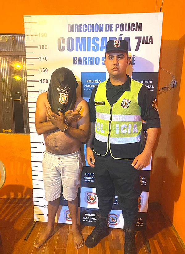 Aprehenden a violento sujeto que golpeó a su expareja e hijos menores - La Clave