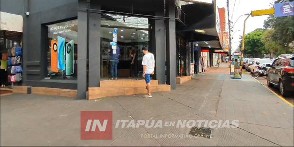 HURTARON 20 CELULARES DE ALTA GAMA DE COMERCIO CÉNTRICO EN ENCARNACIÓN - Itapúa Noticias