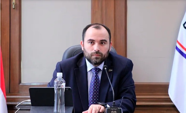 Jueza denuncia a ex presidente del JEM por supuesto tráfico de influencias