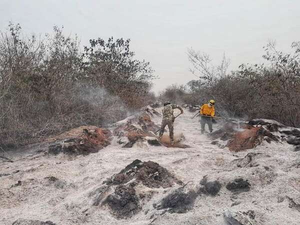 Realizan atención sanitaria a población afectada por incendios - Nacionales - ABC Color