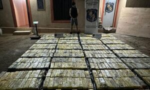 Imputan a camionero que llevaba 1.100 kilos de macoña
