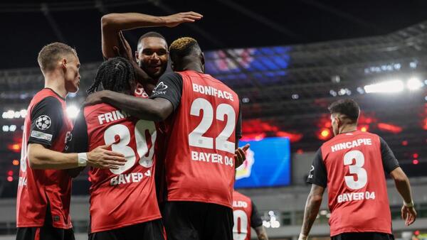 Boniface le da la victoria al Leverkusen