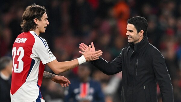 Arteta supera a Luis Enrique