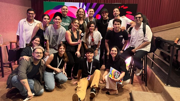El Estudio Radio Disney recibió la visita de la banda nacional Kchiporros - trece