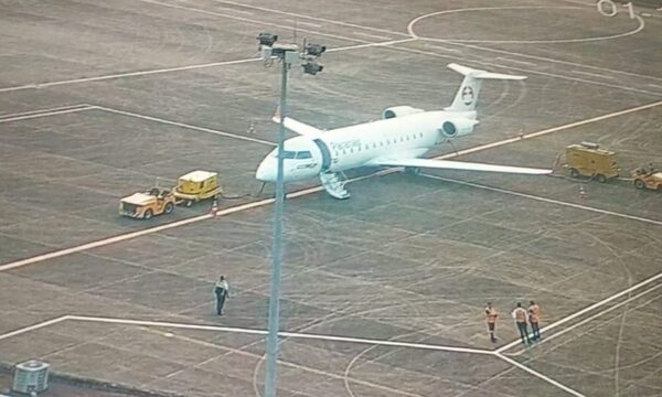 Desvío de vuelo de PARANAIR por problemas de visibilidad