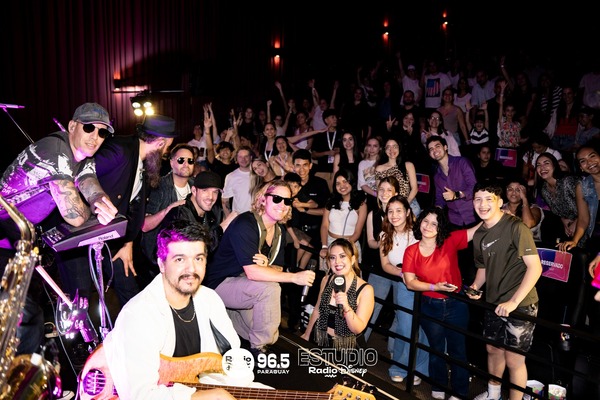 Kchiporros regaló una noche inolvidable a sus fans en el Estudio Radio Disney - Unicanal