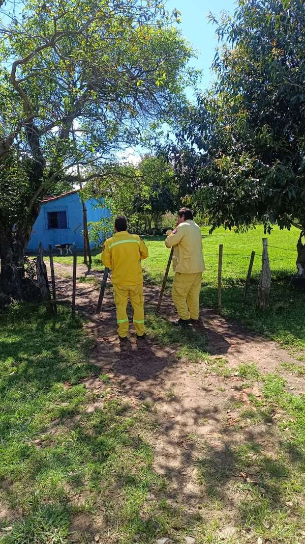 Bomberos amarillos realizan su colecta anual en Ayolas - Nacionales - ABC Color
