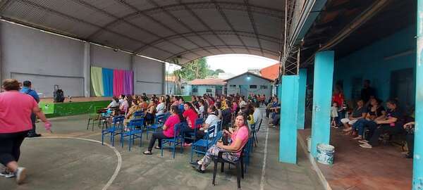 Luque: denuncian malversación de fondos y problemas del sistema eléctrico en una escuela - Nacionales - ABC Color