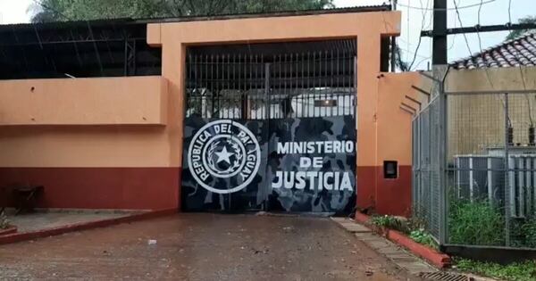 Diario HOY | Internos de CDE y Minga Guazú fabricarán ropas para bebé