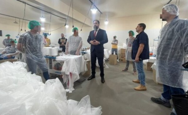 Inauguran dos fábricas textil en la cárcel de Minga Guazú