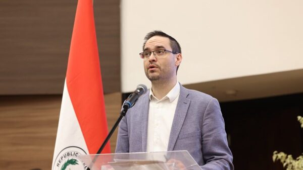 Viceministro de Mitic que lideraba control de Hambre Cero renuncia al cargo
