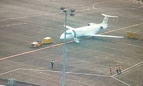 Vuelo procedente de Bolivia aterriza de emergencia en Minga Guazú por condiciones climáticas adversas - OviedoPress