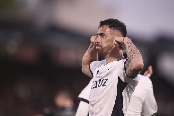 Versus / Gabriel Ávalos cortó su sequía y convirtió después de siete partidos