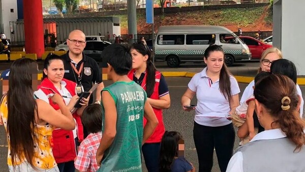 Un total de 161 niños y adolescentes fueron impedidos de cruzar la frontera con Brasil