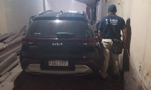 Coronel Oviedo: Detienen a mujer por intentar extorsionar a su vecino - OviedoPress