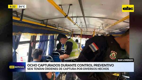 Video: Ocho capturados durante control preventivo - ABC Noticias - ABC Color