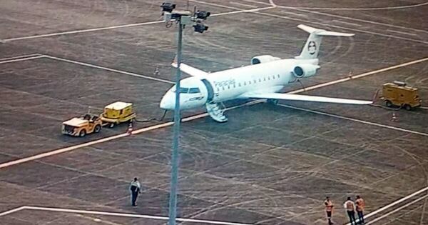 Diario HOY | Avión con 46 tripulantes realiza aterrizaje de emergencia en Minga Guazú