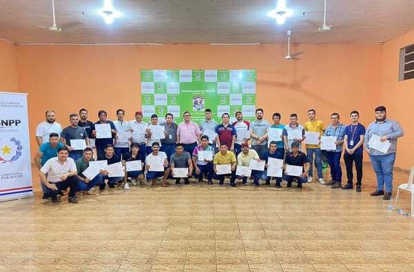 SNPP dicta cursos con certificación para las comunidades vulnerables - La Clave