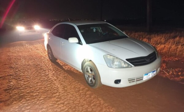 Tras larga persecución, robacoches abandonan vehículos y huyen