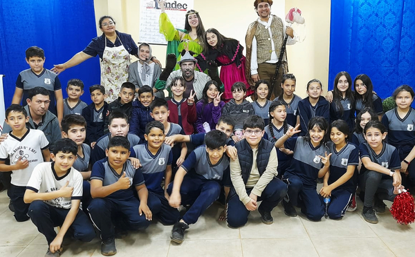 Obra teatral llega a escuelas de CDE, Pdte. Franco y Minga Guazú - La Clave