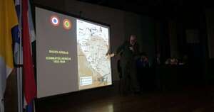 La Nación / Ofrecieron charla a estudiantes sobre la aviación paraguaya